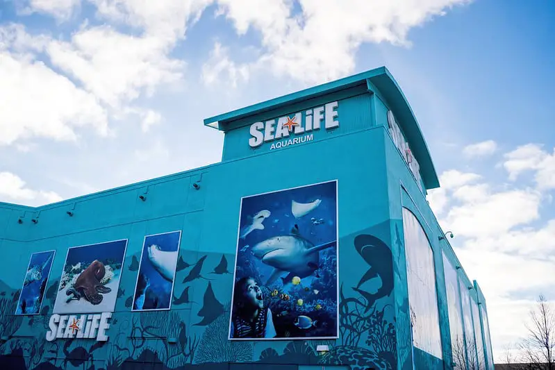 Exterior of Sea Life Aquarium in Michigan